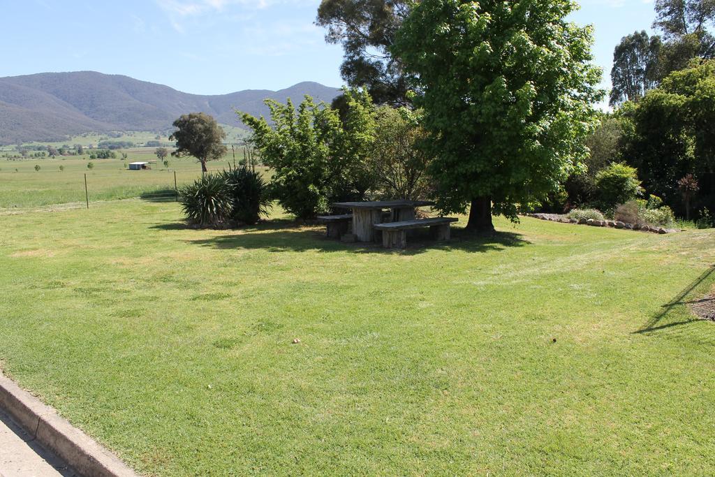 Mountain View Motel Corryong Exteriér fotografie