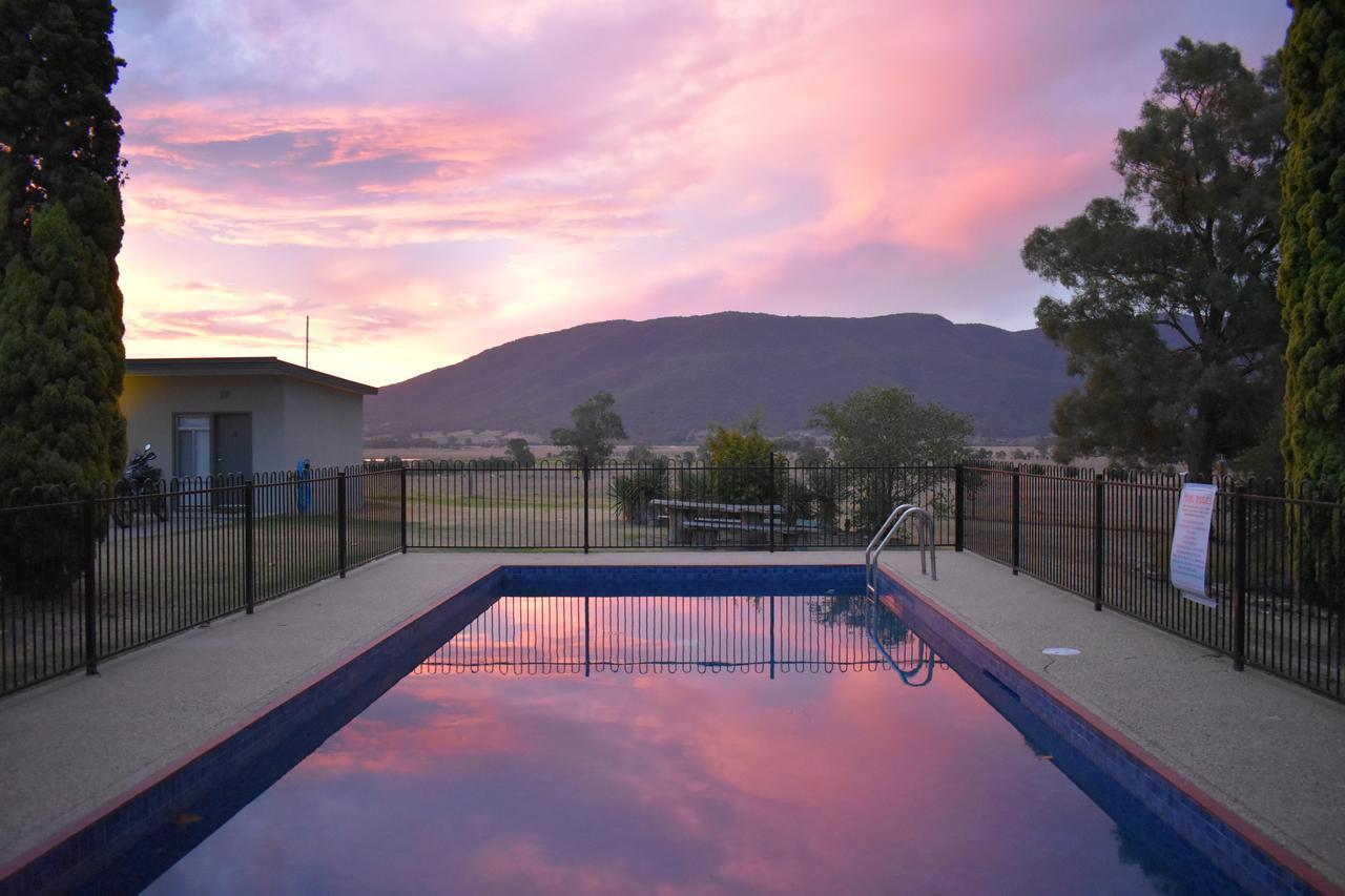 Mountain View Motel Corryong Exteriér fotografie