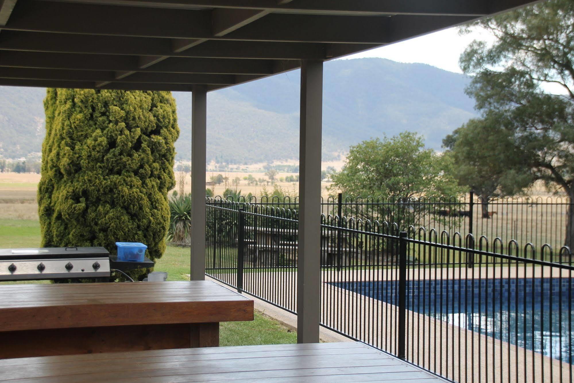 Mountain View Motel Corryong Exteriér fotografie